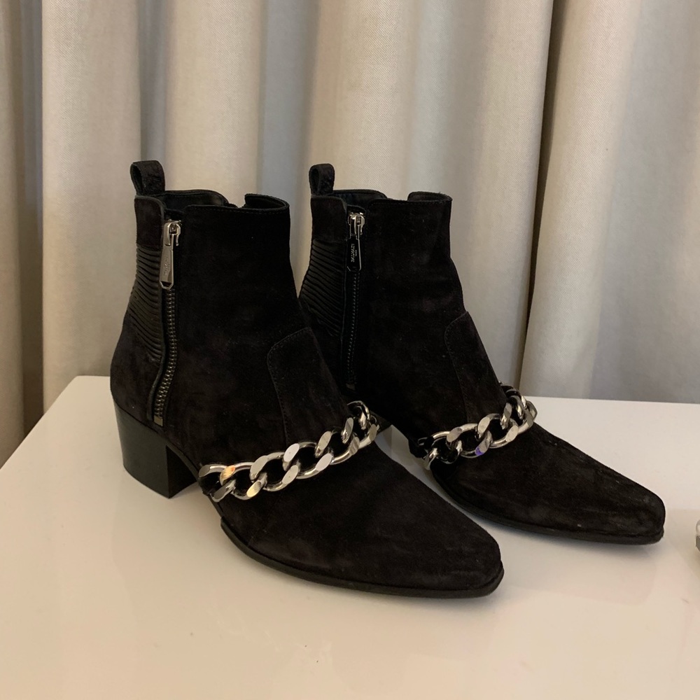 Balmain Calfskin Chain-Trim Ella Boots - Picture 2 of 6
